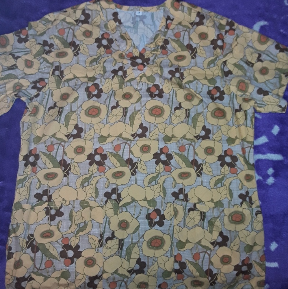 New fall color scrub top medium